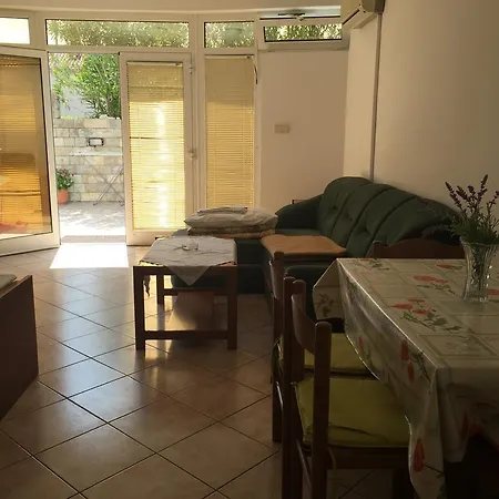Apartment Antonia *