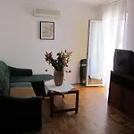 Antonia * מאלינסקה