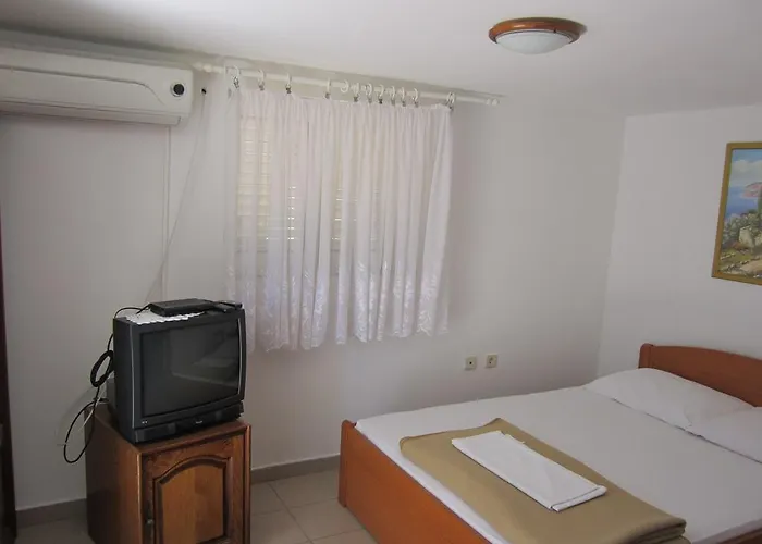 Antonia Apartman *