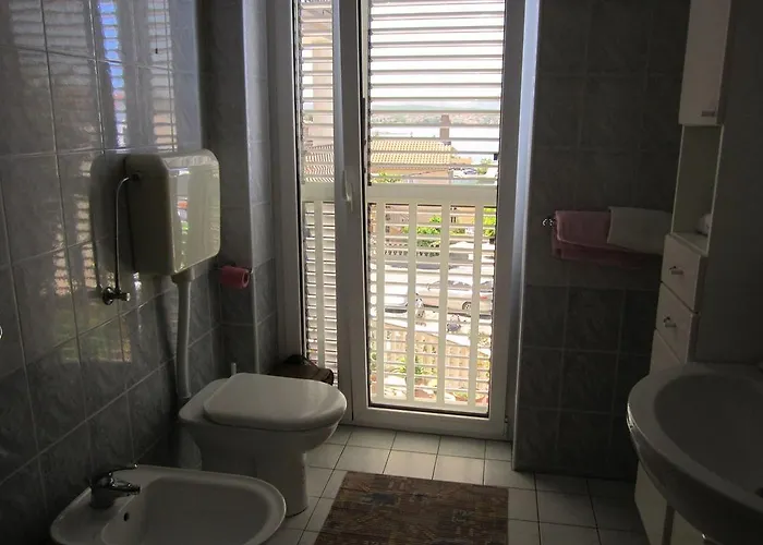Antonia Apartman *